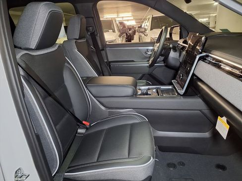 Used 2026 GMC Sierra EV Elevation image 6