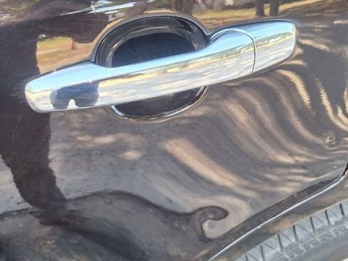 Used 2014 Lincoln MKX FWD w/ Equipment Group 101A image 13