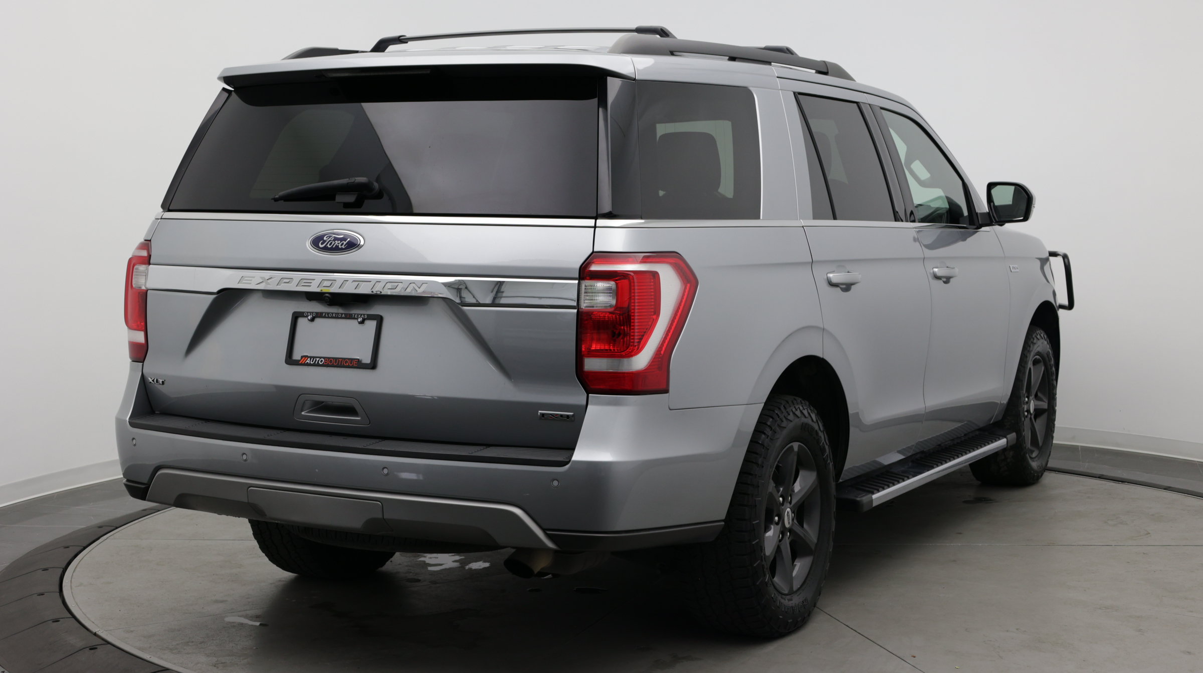 Used 2021 Ford Expedition XLT AWD/4WD image 8