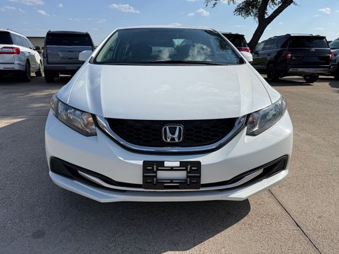 Used 2013 Honda Civic LX image 2