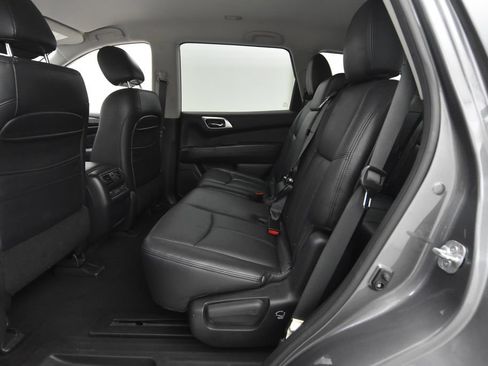 Used 2017 Nissan Pathfinder SV AWD/4WD image 26