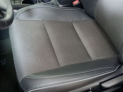 Used 2015 Toyota Corolla S image 19