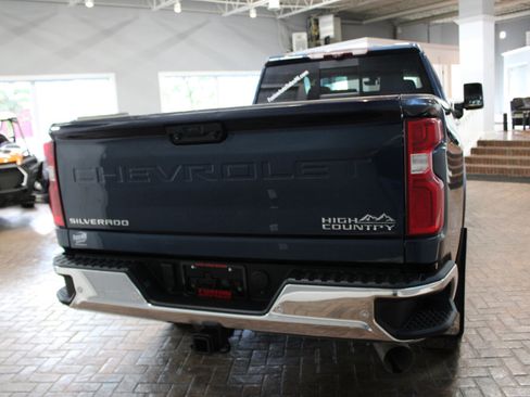 Used 2020 Chevrolet Silverado 2500 High Country image 6