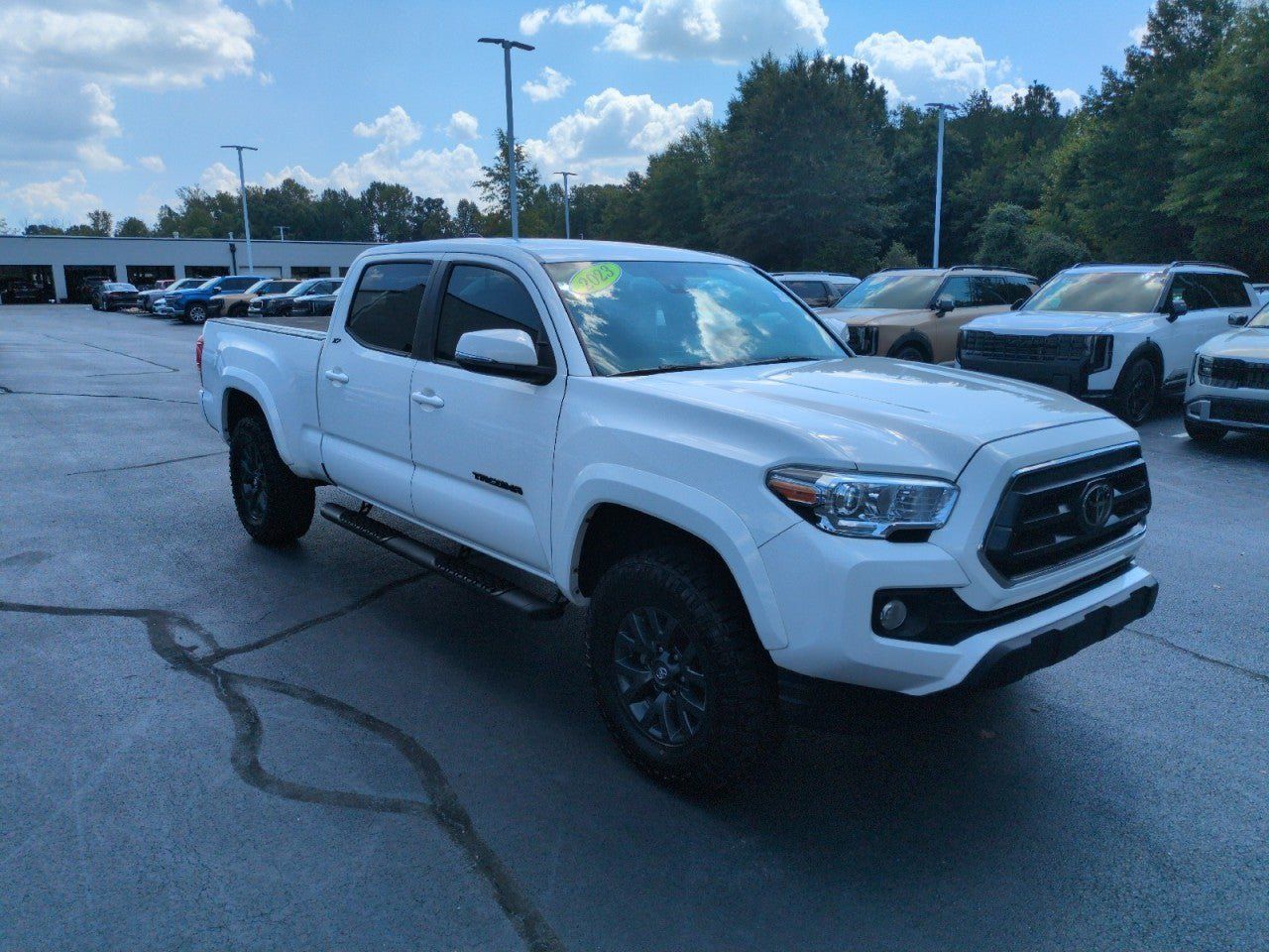Used 2023 Toyota Tacoma SR5 w/ Technology Package AWD/4WD image 1