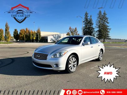 Used 2012 INFINITI M37 x w/ Deluxe Touring Pkg