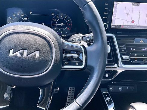 Used 2022 Kia Sorento SX Prestige AWD/4WD image 13
