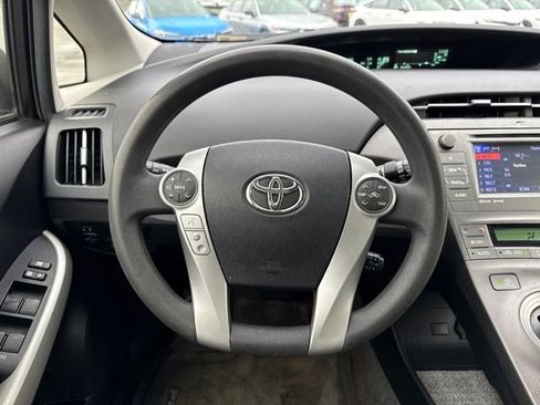 Used 2013 Toyota Prius Three image 25
