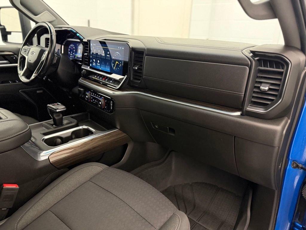 Used 2022 Chevrolet Silverado 1500 RST w/ Convenience Package II AWD/4WD image 33
