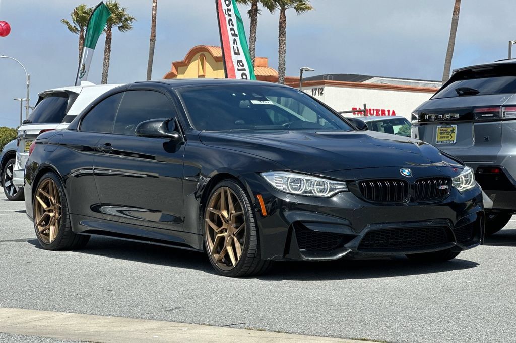 Used 2016 BMW M4 Convertible RWD image 2