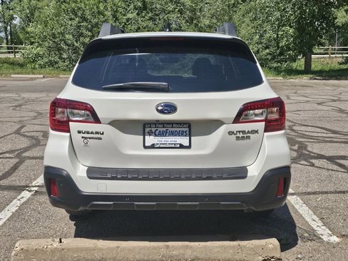 Used 2019 Subaru Outback 3.6R Limited AWD/4WD image 4