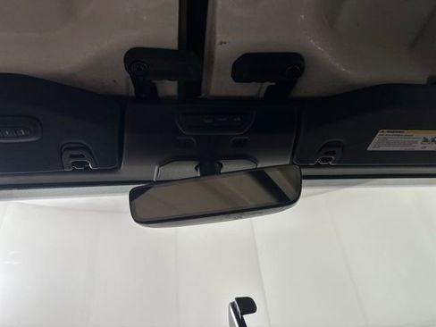 Used 2020 Jeep Gladiator Overland image 32