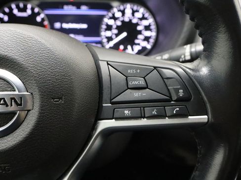 Used 2022 Nissan Sentra SV image 24