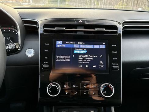 Used 2023 Hyundai Tucson SEL image 12