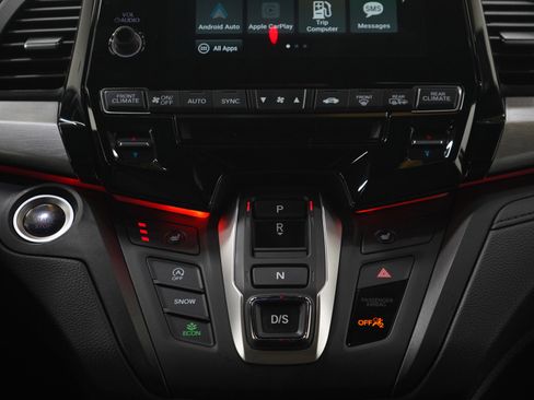 Used 2023 Honda Odyssey Sport image 17