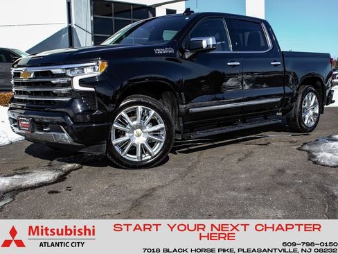 Used 2023 Chevrolet Silverado 1500 High Country image 1