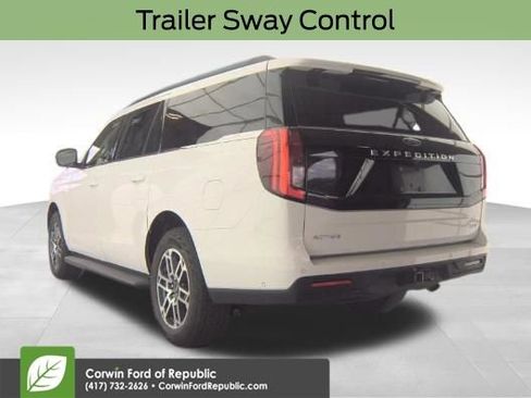 Used 2025 Ford Expedition Max Active image 12