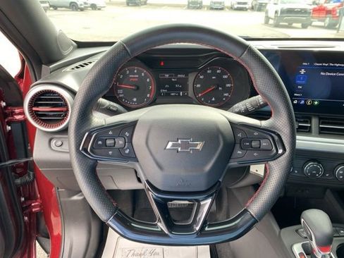 Used 2024 Chevrolet Trax RS w/ Driver Confidence Package image 16