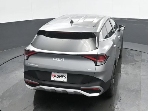 Used 2025 Kia Sportage LX image 31