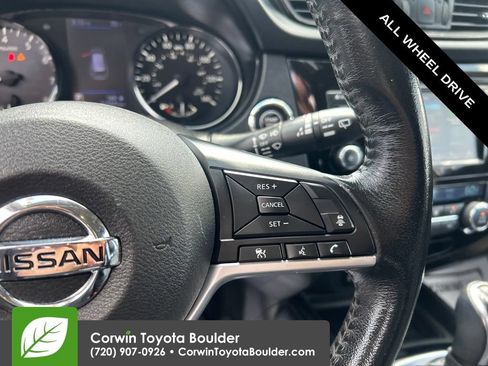 Used 2018 Nissan Rogue SL AWD/4WD image 26