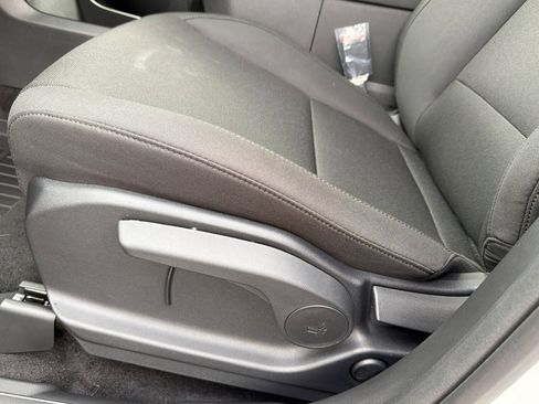 New 2026 Hyundai Santa Fe SE image 13