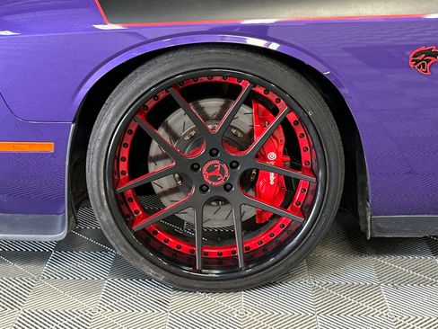 Used 2016 Dodge Challenger SRT Hellcat RWD image 44