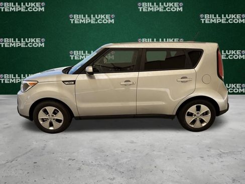 Used 2016 Kia Soul FWD image 10