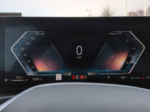 Used 2025 BMW 330i xDrive Sedan w/ Convenience Package image 35