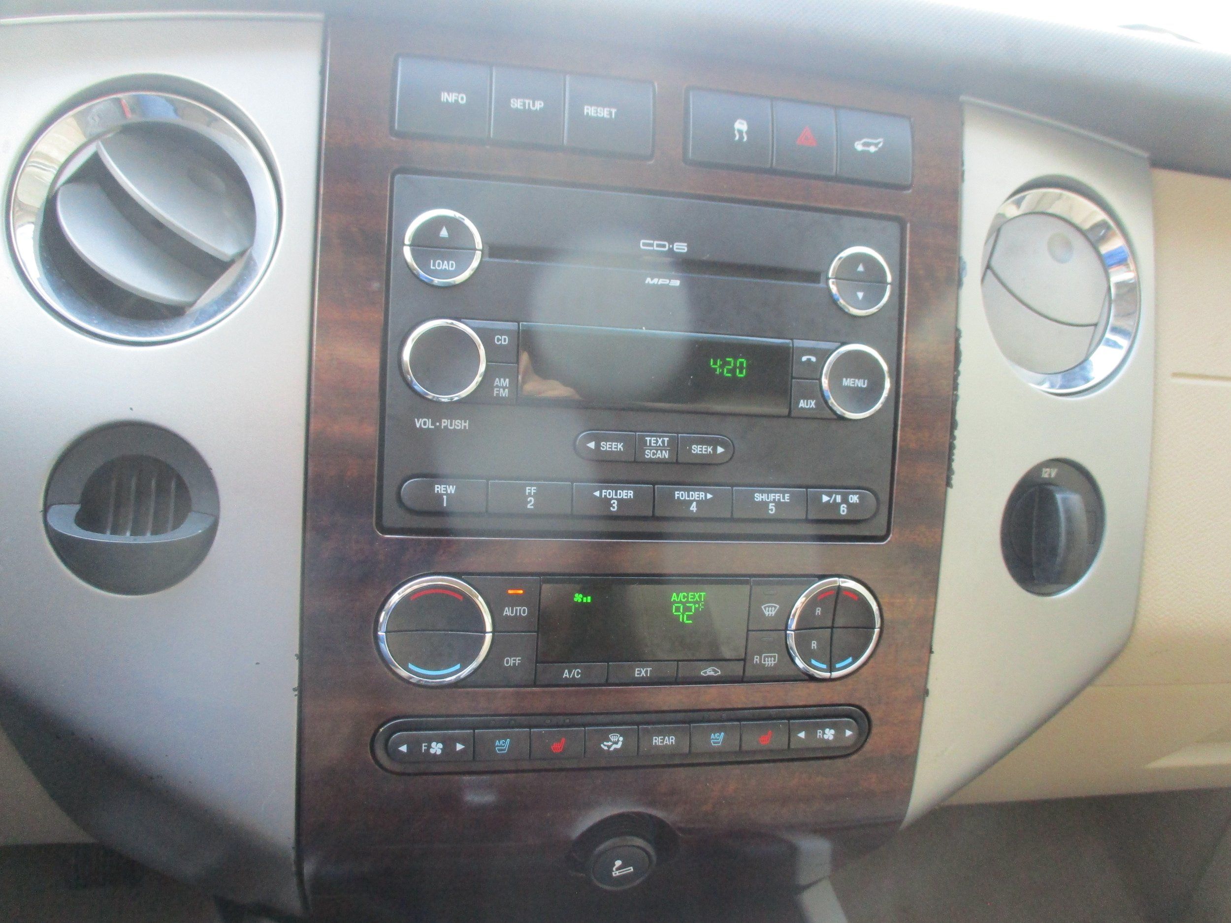 Used 2011 Ford Expedition EL XLT w/ 202A Rapid Spec Order Code RWD image 14