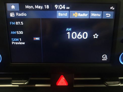 Used 2023 Hyundai Elantra SEL FWD image 25