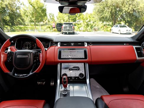 Used 2022 Land Rover Range Rover Sport SVR AWD/4WD image 9