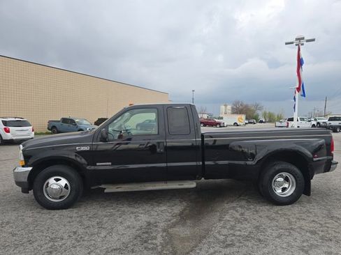 Used 2003 Ford F350 XLT image 8