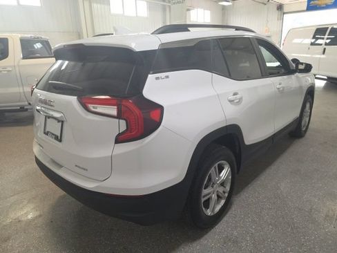 Used 2024 GMC Terrain SLE w/ Driver Convenience Package AWD/4WD image 6