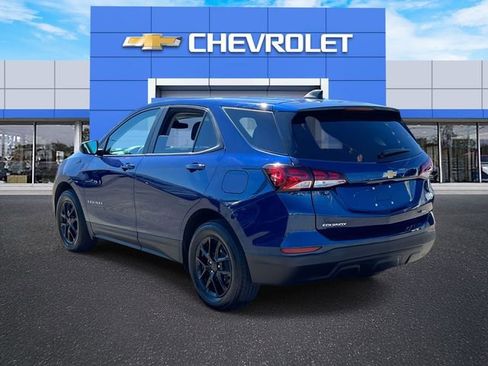 Used 2023 Chevrolet Equinox LS w/ LS Convenience Package image 5