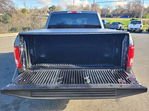 Certified 2017 Ford F150 XLT image 8