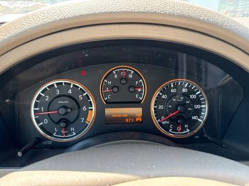 Used 2015 Nissan Armada Platinum w/ 2nd Row Captain Seat Package AWD/4WD image 2