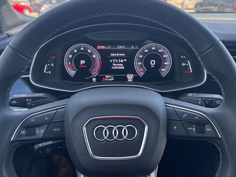 Used 2025 Audi Q7 3.0T Prestige w/ Prestige Package image 9