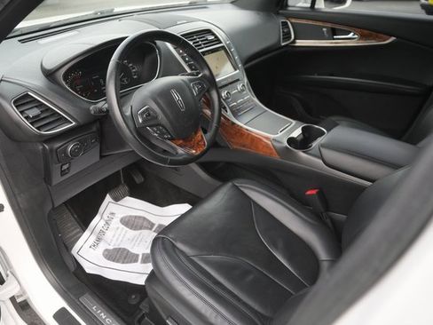 Used 2018 Lincoln MKX Reserve w/ Driver Assistance Package image 8