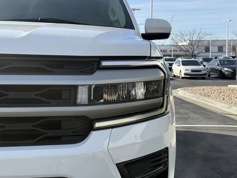 Used 2024 Ford Expedition Max XLT image 31