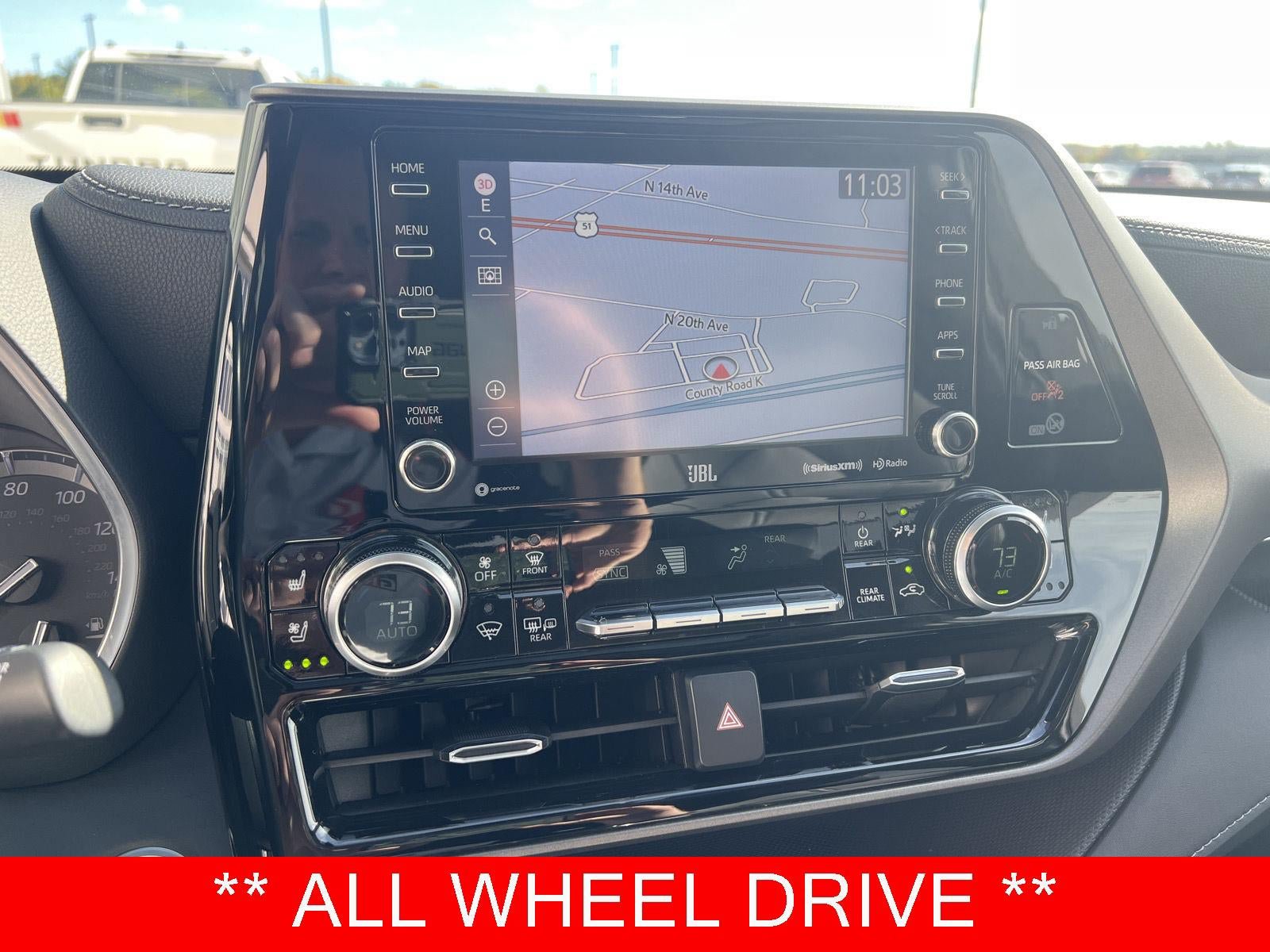 Used 2020 Toyota Highlander Limited AWD/4WD image 5