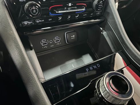 New 2026 Jeep Grand Cherokee Laredo X AWD/4WD image 31