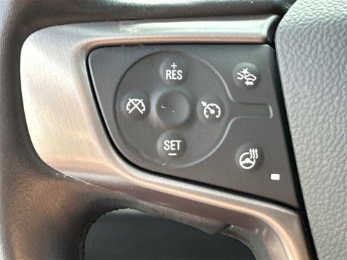 Used 2022 GMC Acadia AT4 w/ Technology Package image 25