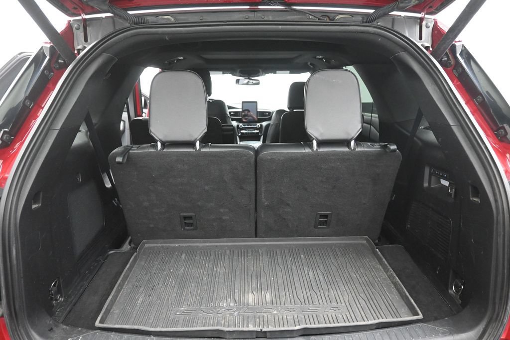 Used 2021 Ford Explorer ST w/ Equipment Group 401A AWD/4WD image 2