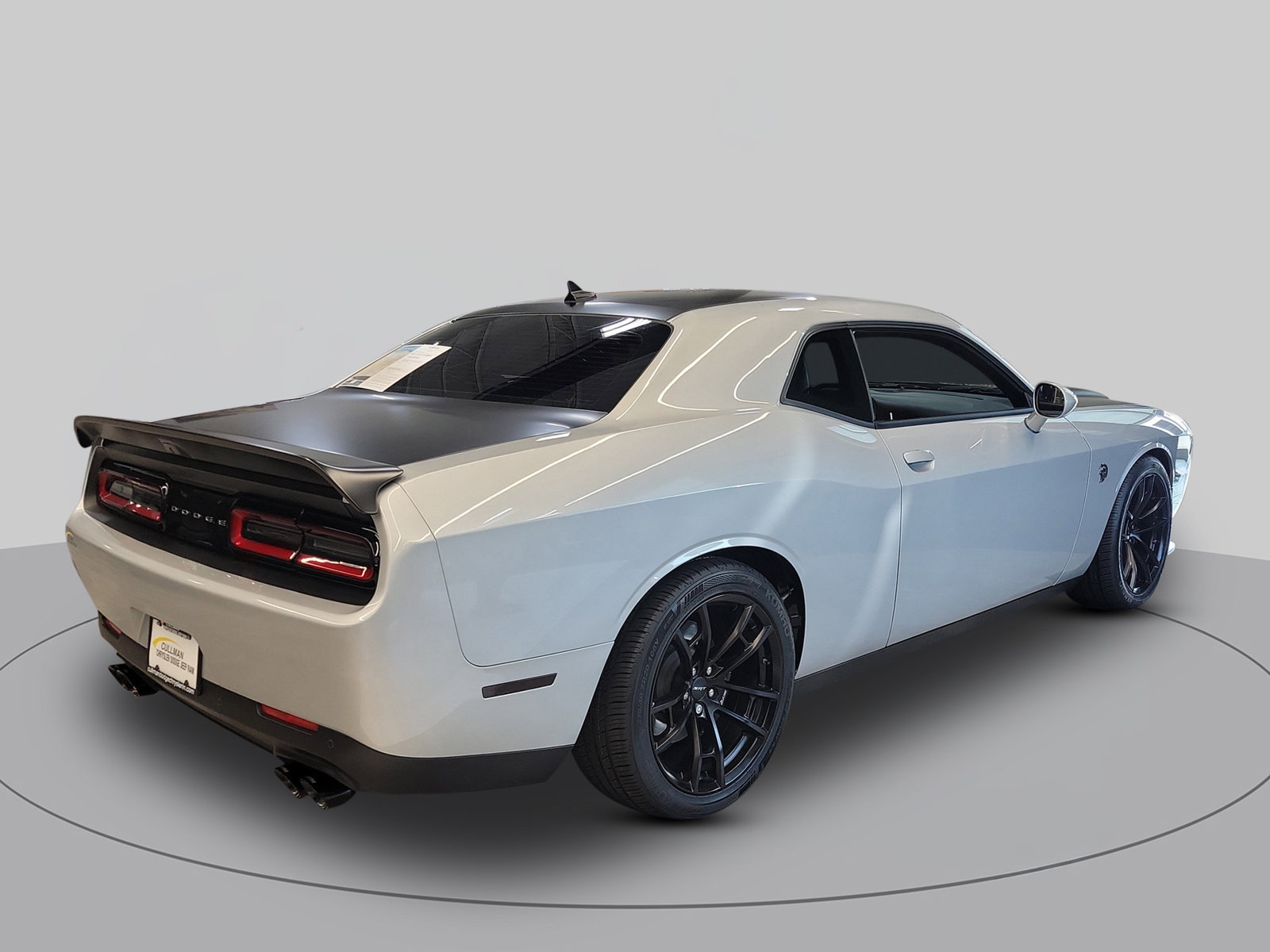 Used 2023 Dodge Challenger SRT Hellcat RWD image 3