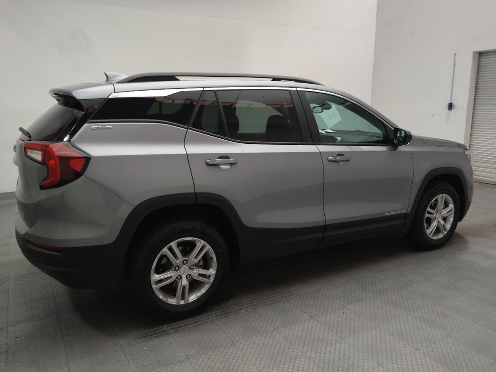 Used 2024 GMC Terrain SLE w/ Driver Convenience Package AWD/4WD image 10