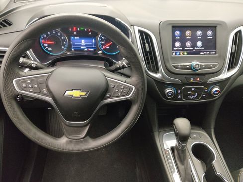 Used 2022 Chevrolet Equinox LT FWD image 22