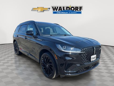 Used 2025 Lincoln Aviator Reserve w/ Equipment Group 201A image 1