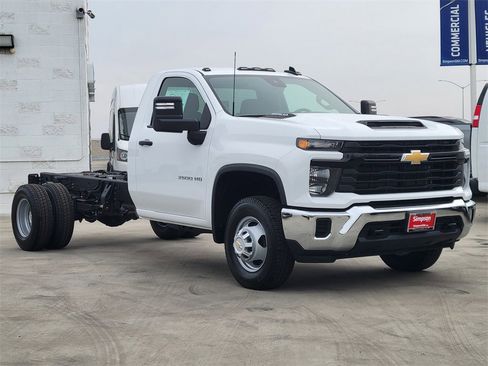 New 2026 Chevrolet Silverado 3500 W/T w/ WT Convenience Package image 21