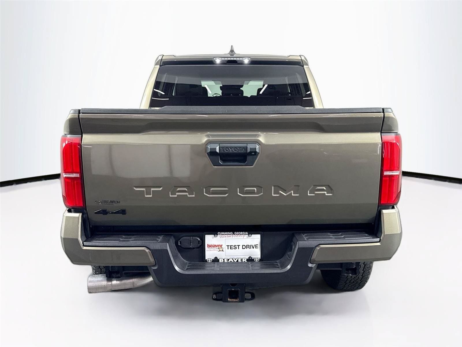 Used 2024 Toyota Tacoma TRD Off-Road AWD/4WD image 11