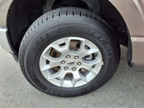 Certified 2023 Ford F150 XLT image 9