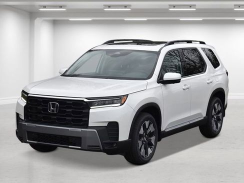 New 2026 Honda Pilot Touring image 7
